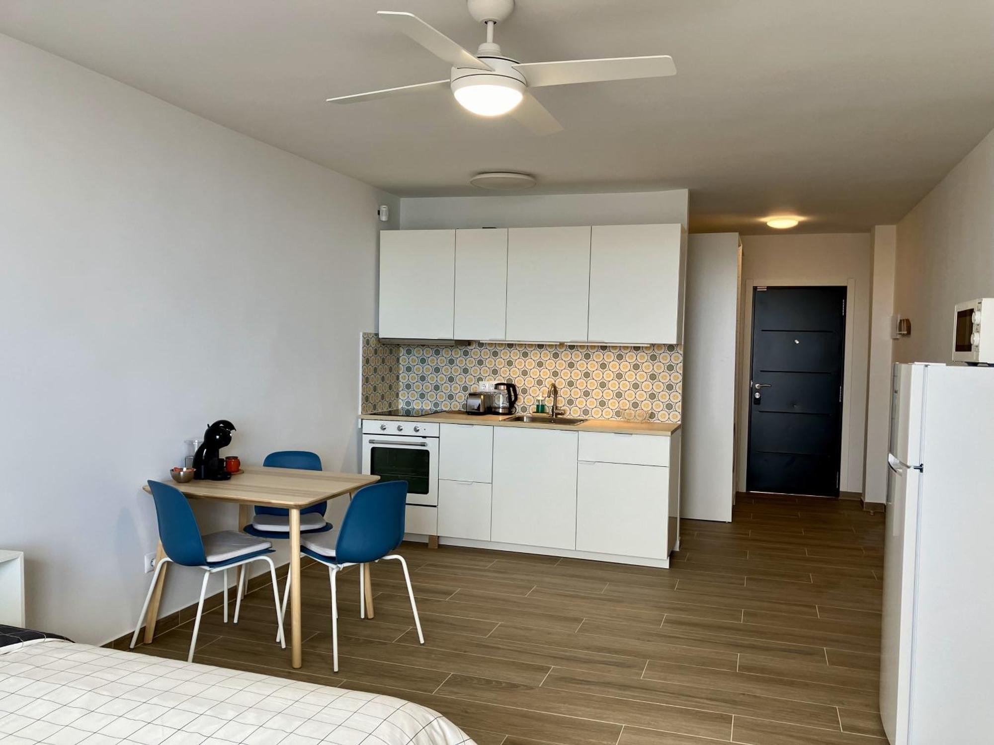 Costa Adeje - Modern Apartment With Terrace Views Of Ocean & Sunset エクステリア 写真