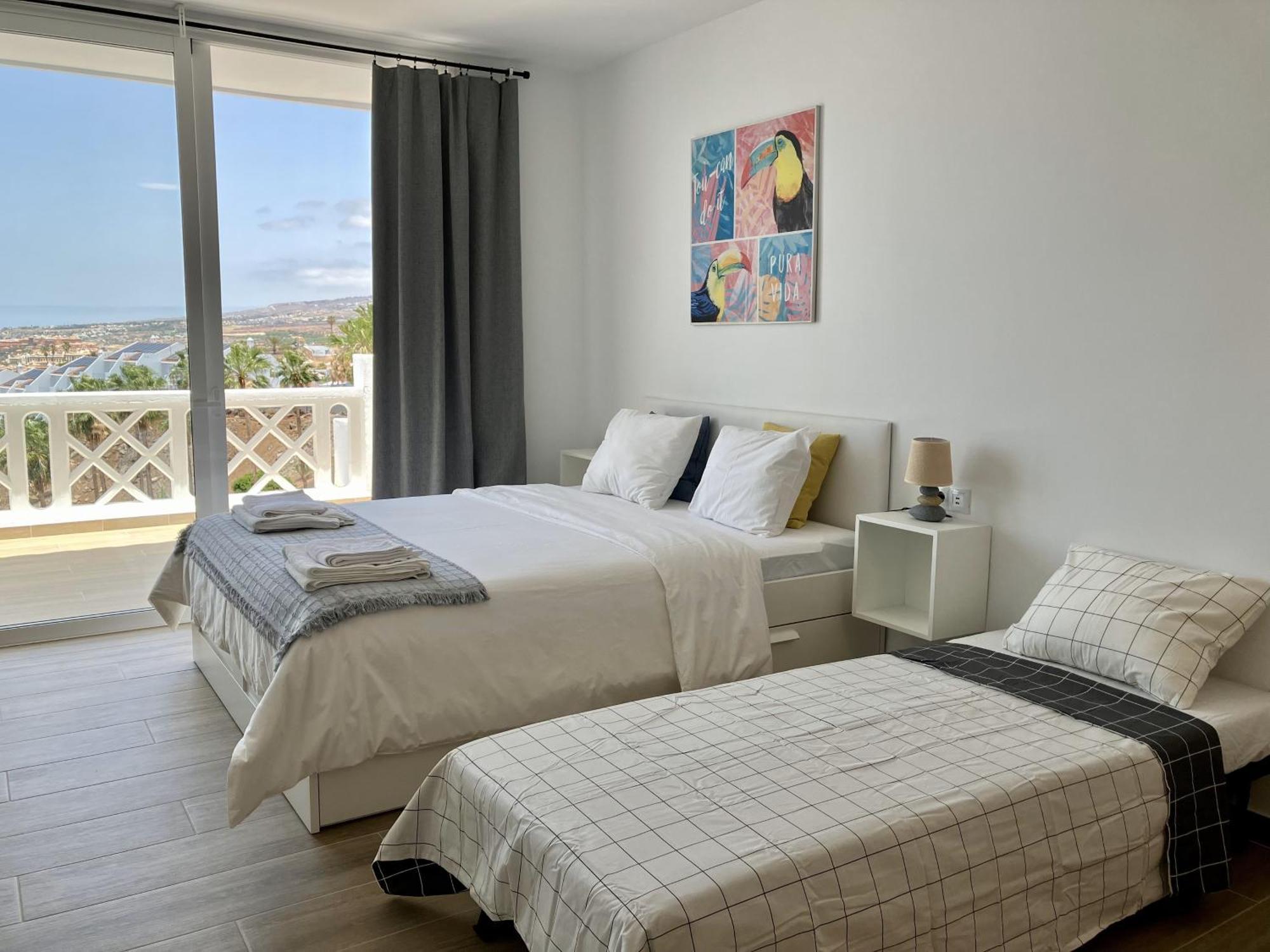 Costa Adeje - Modern Apartment With Terrace Views Of Ocean & Sunset エクステリア 写真
